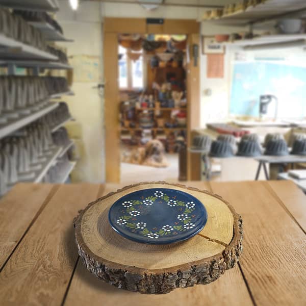 assiette en terre cuite poterie friedmann, fabrication artisanale et alsacienne